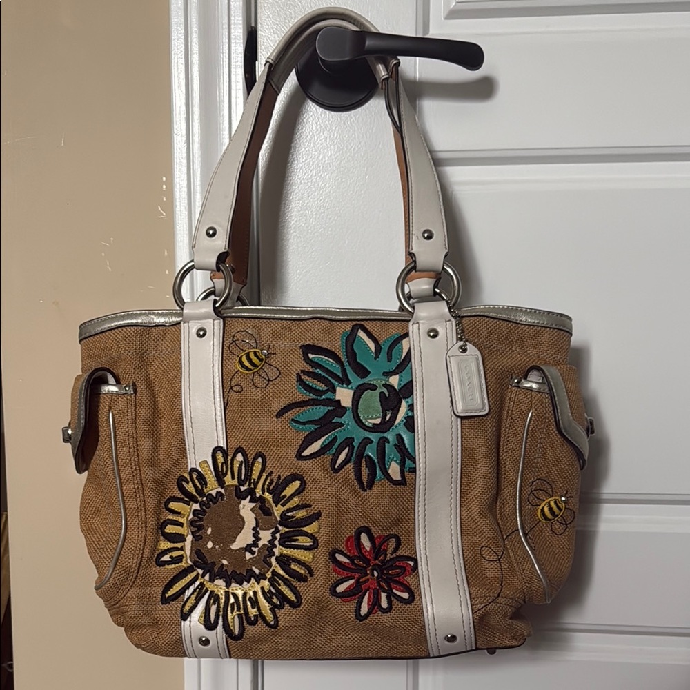 Coach Straw and White Floral Embroidered Purse